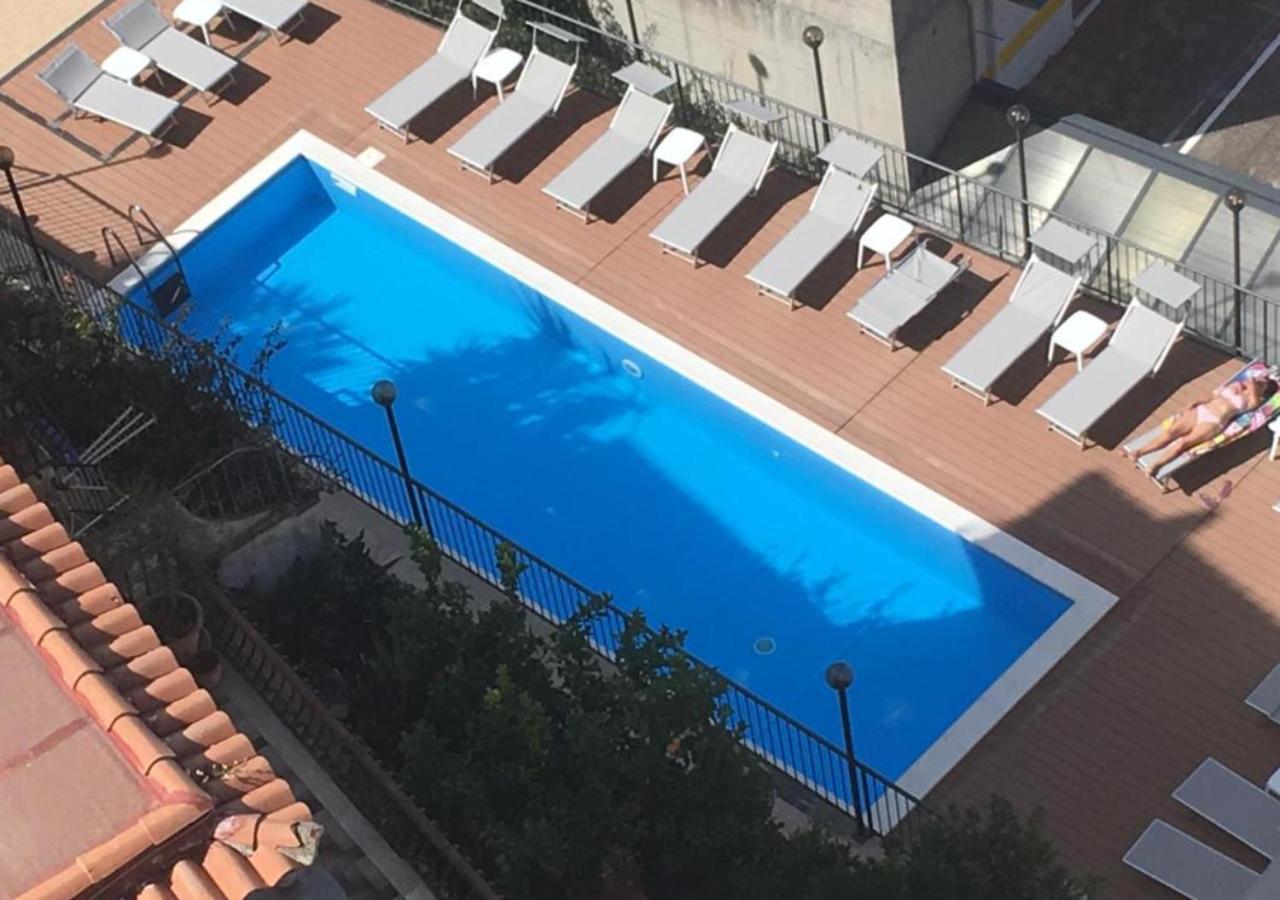 Il Piccolo Diavolo Apartment Taormina Exterior photo