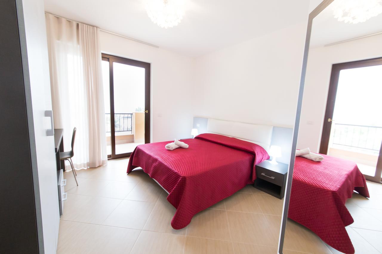 Il Piccolo Diavolo Apartment Taormina Exterior photo