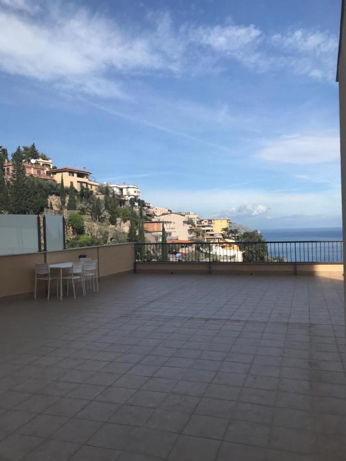 Il Piccolo Diavolo Apartment Taormina Exterior photo